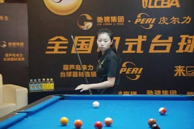 队沉着应对 队沉着应对