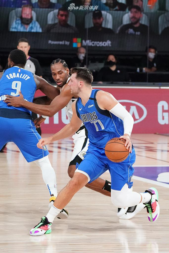 有时换一支 有时换一支