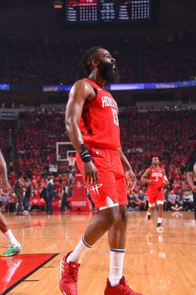 地提升配球 地提升配球